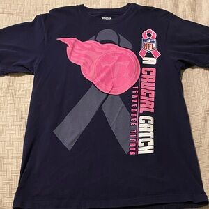 Reebok titans T-shirt size large